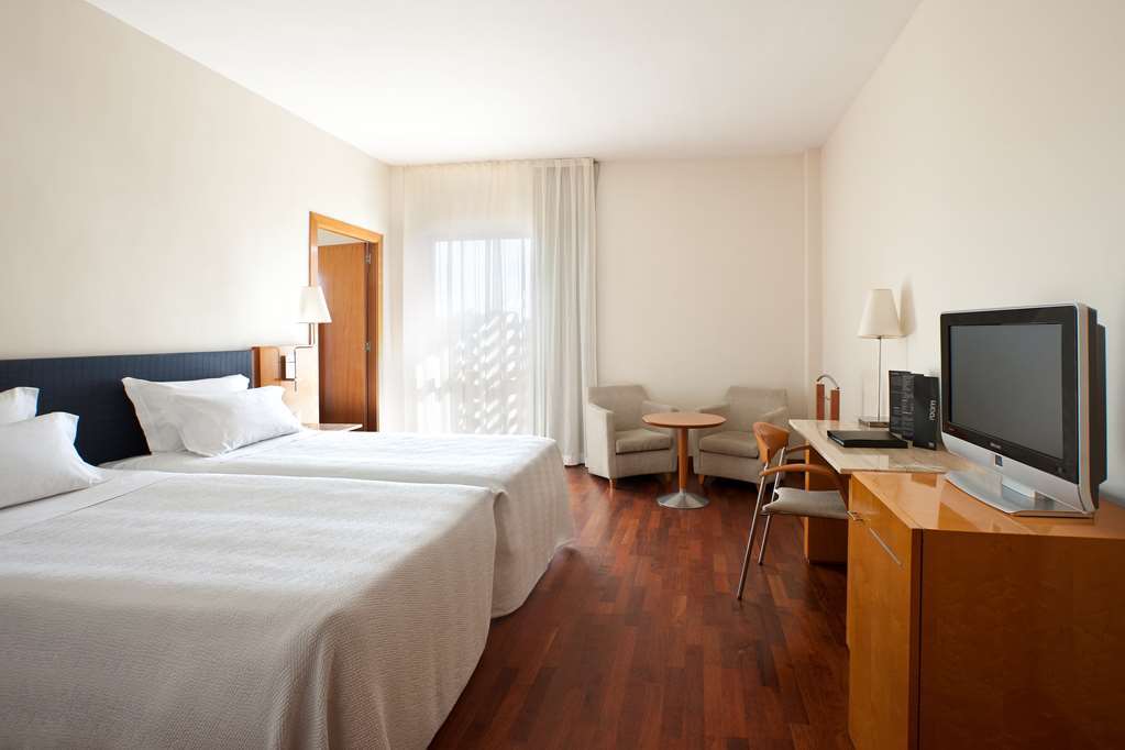 Hotel Nh Luz Huelva Pokoj fotografie